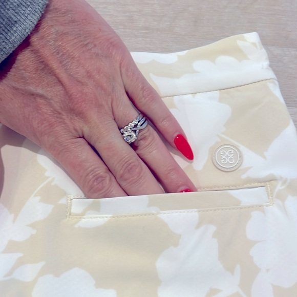 NWT G/Fore Hybrid Maverick Skort Golf Gfore Tonal Floral Wrap 4way Stretch Stone - Picture 11 of 12